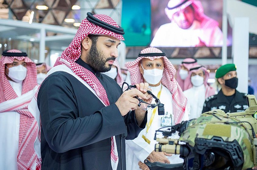 محمد بن سليمان: معرض الدفاع