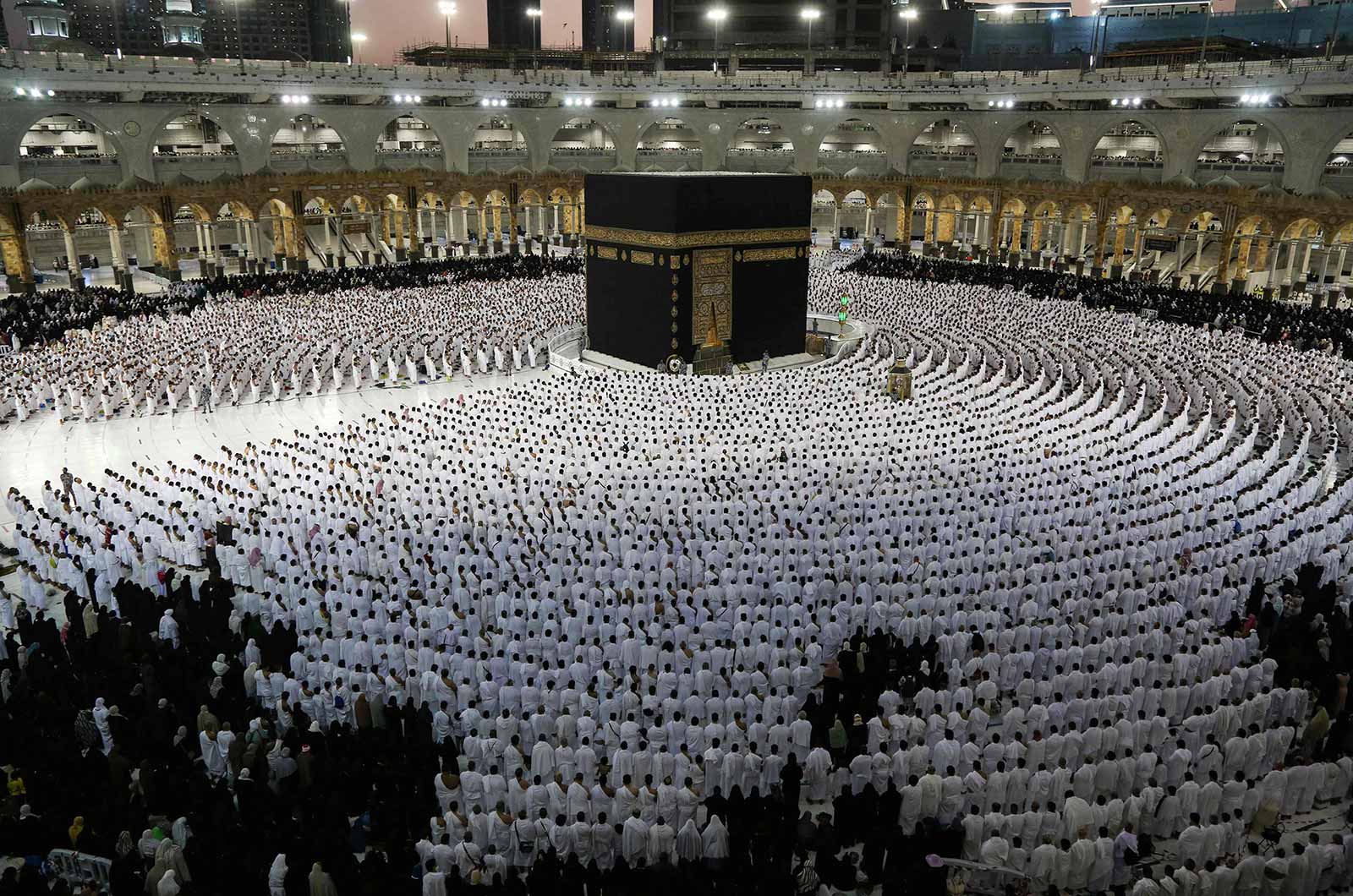 السعودية ولي العهد يستقبل