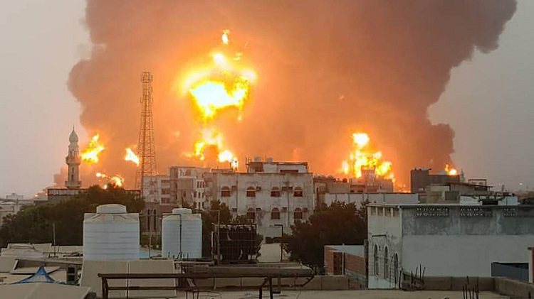 الهجوم على الحوثيين