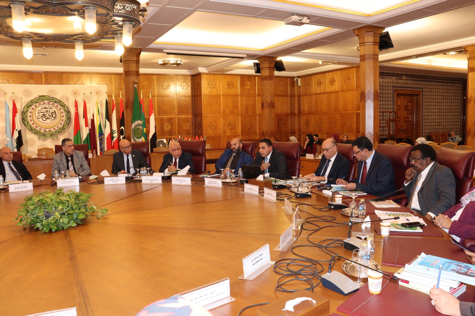 مراكز الفكر العربية 