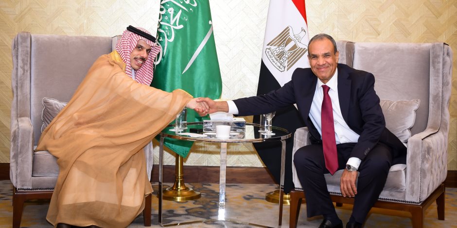 السعودية ولي العهد يبحث 